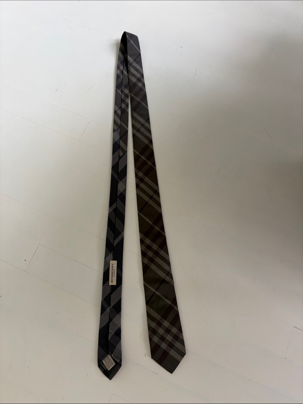 Burberry Plaid Men's Tie in Black and Gray